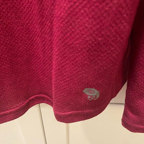 Mountain Hardware Pullover Henley Sz XL Fuchsia Base Layer Button Top - Picture 9 of 9